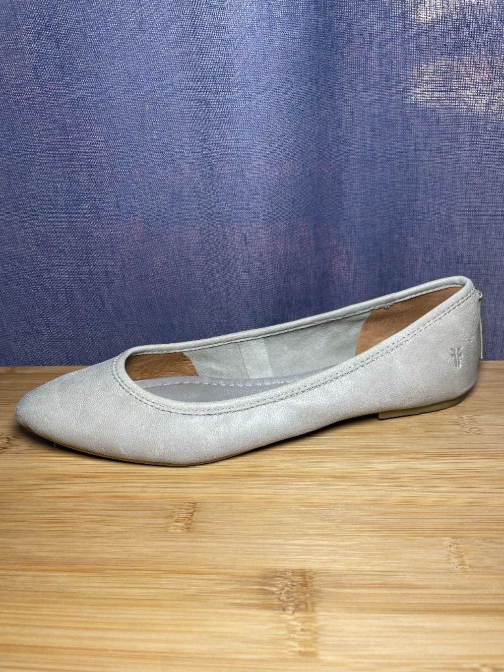 Frye Regina Rounded Pointy Toe Ballet Flats Shoes 9M Beige Tan Leather Shoes